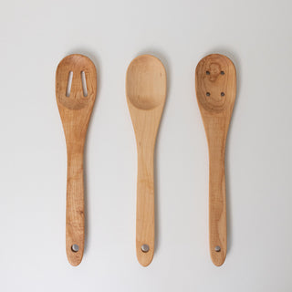 Classic maple cooking spoons
